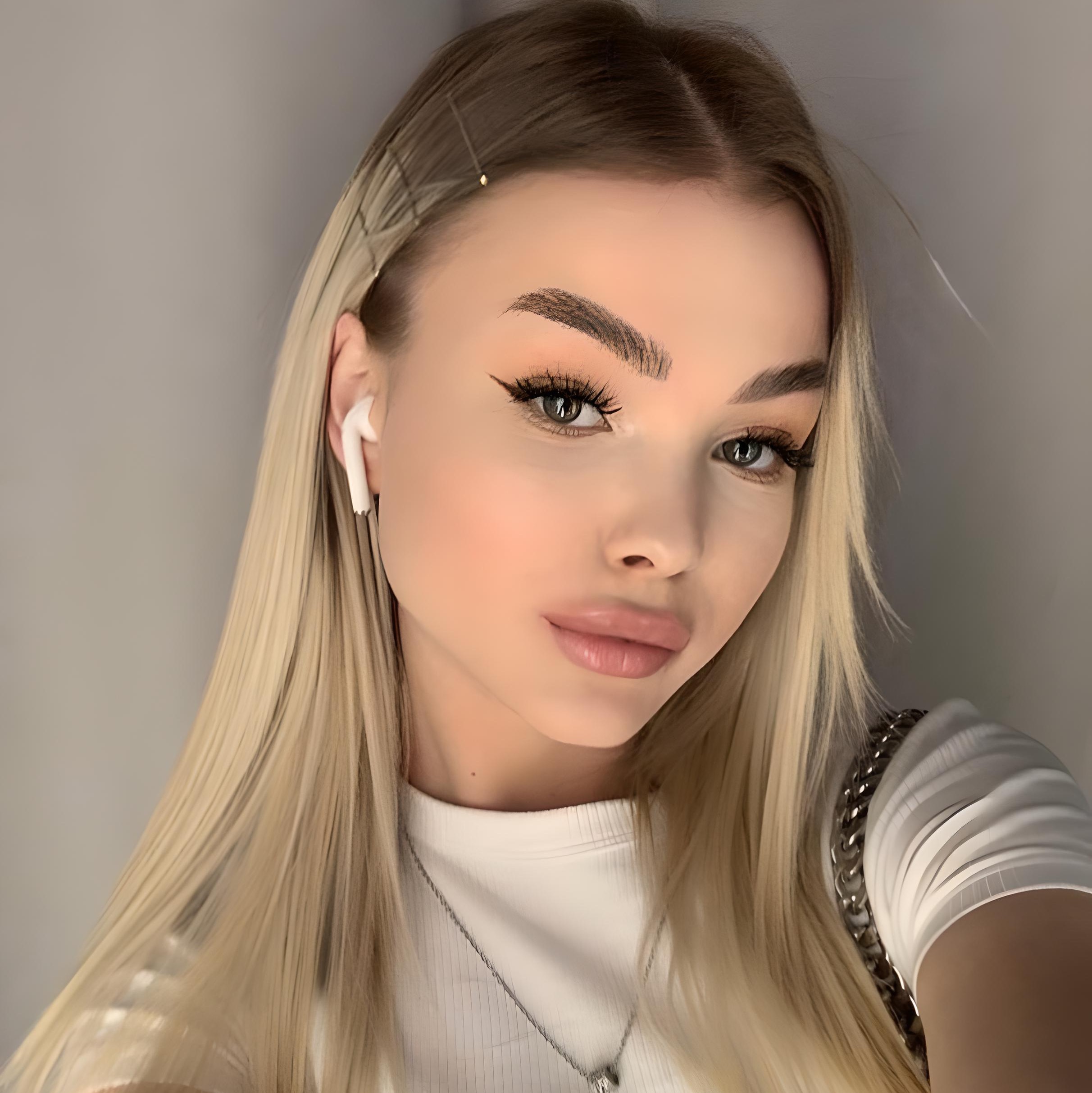 Lauren Blue OnlyFans photo 4