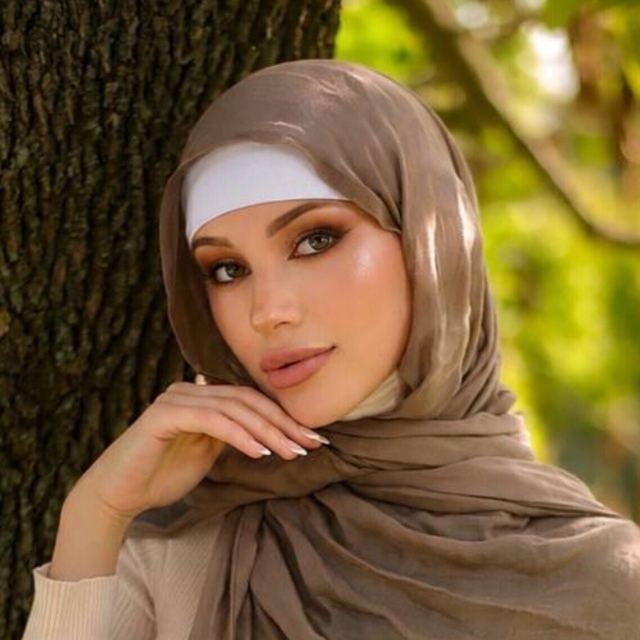 Julia Мansour (@j.mansour) profile photo