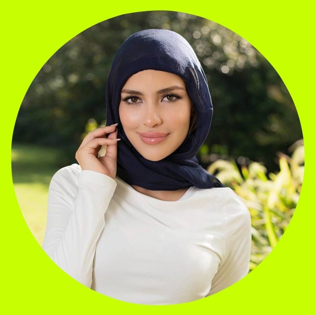 ︎ Hessa Khalifa ︎ (@hessakhalifa) profile photo