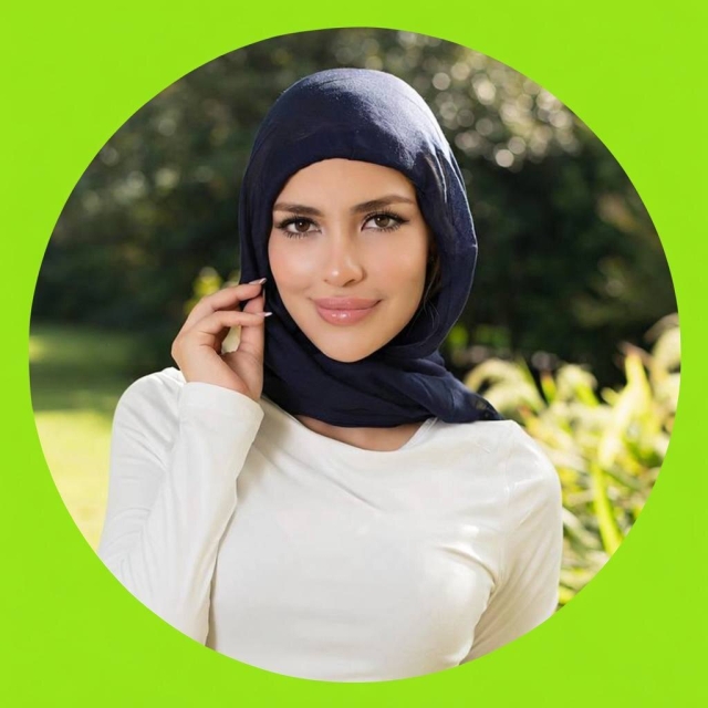 ︎ Hessa Khalifa ︎ (@hessakhalifa) profile photo